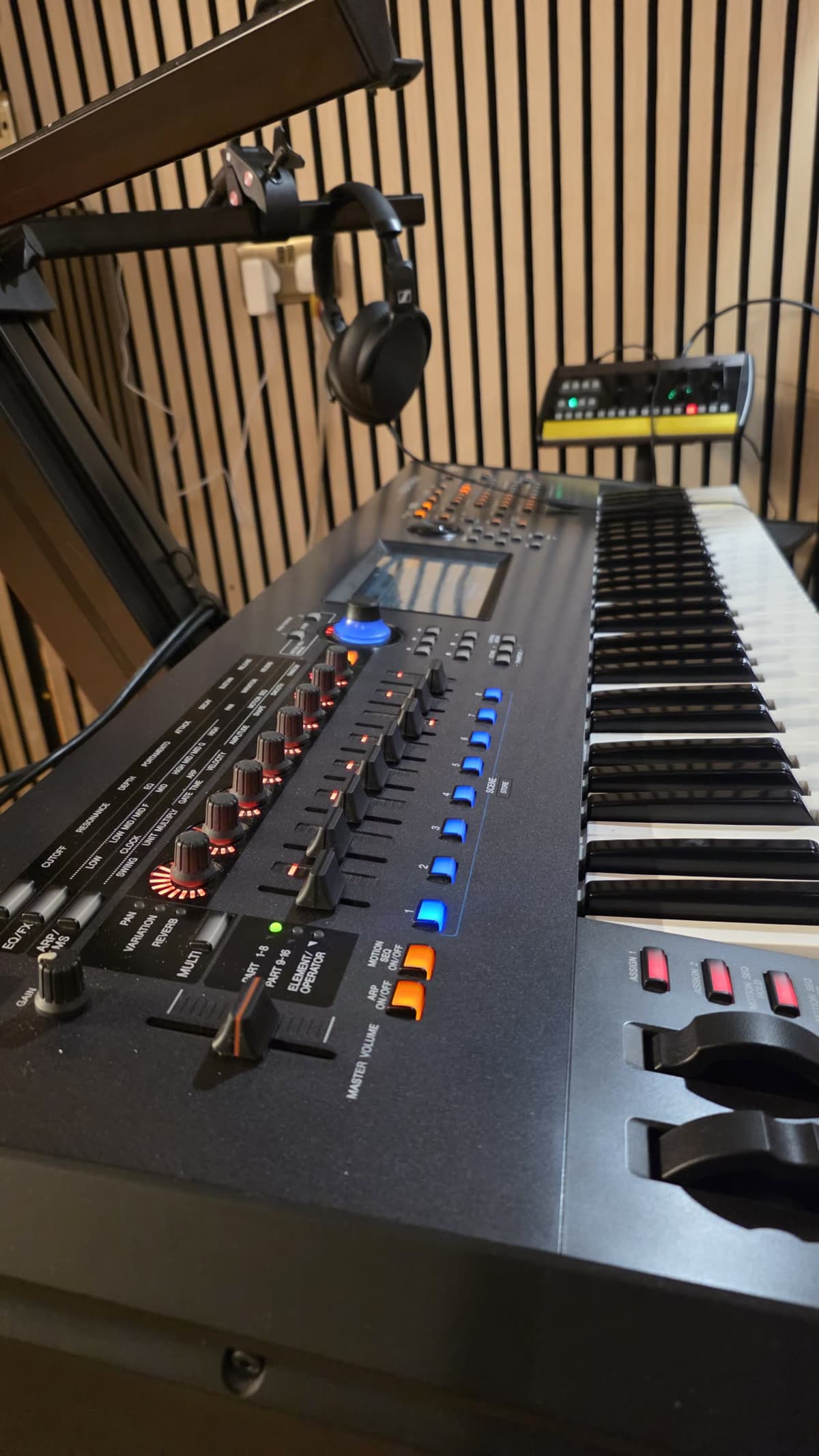 Synth & performance controls